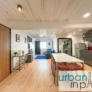 100 - Luxury 2 Bedroom - Beaubourg Marais , Paris France